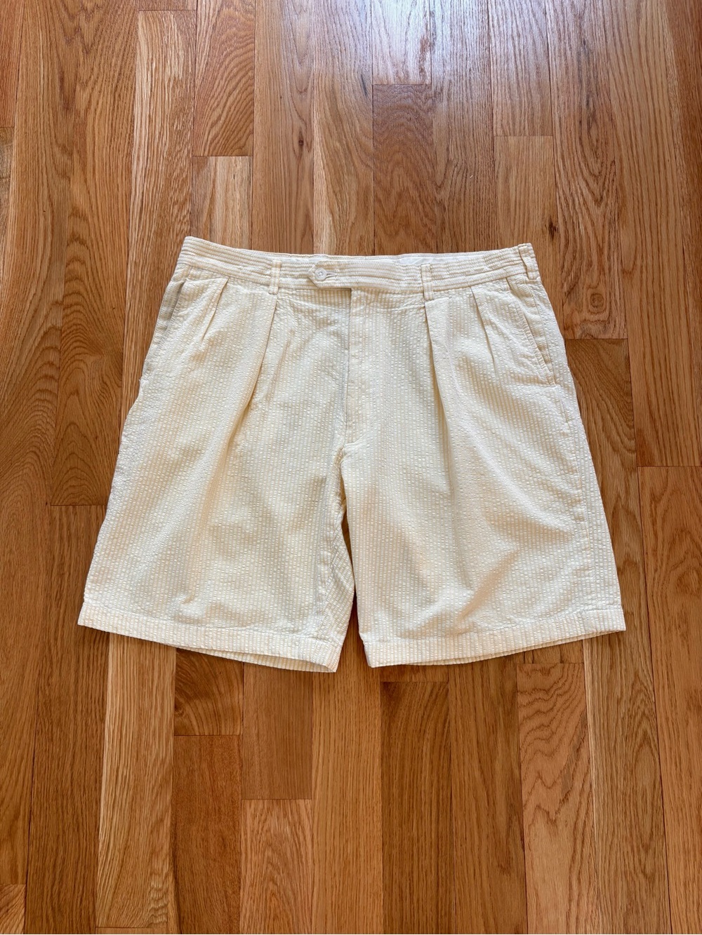 Peter Millar Vintage 90s Pleated Cotton Seersucker Yellow White Golf Shorts 38